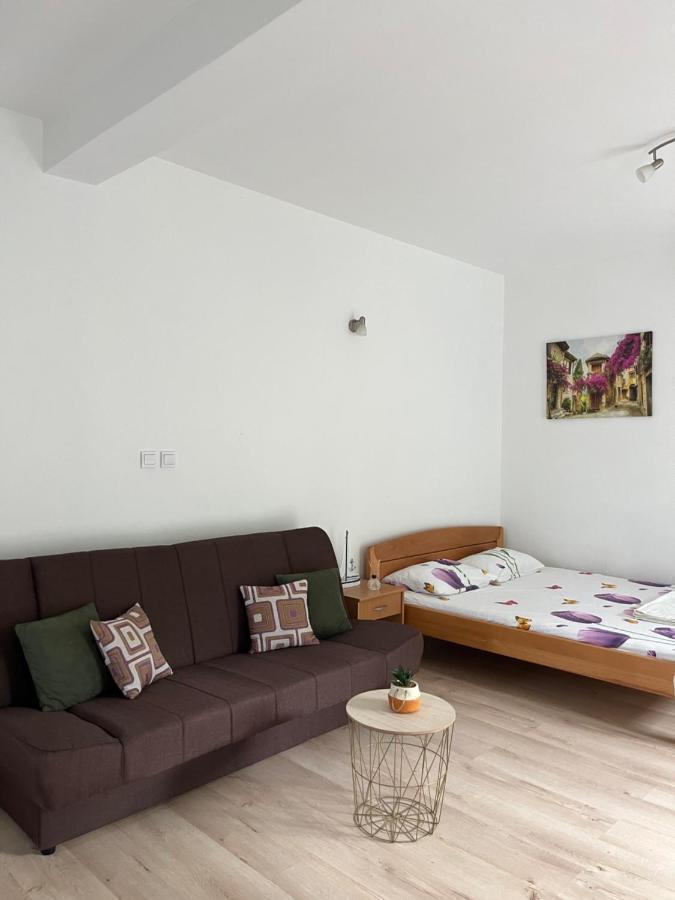 Apartman Iskra บิเยลา ภายนอก รูปภาพ